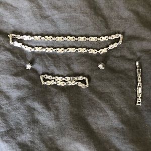 Silver jewelry set